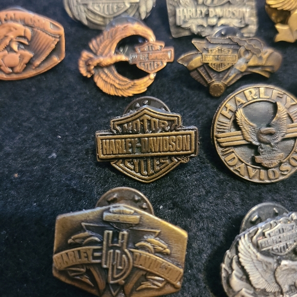 Harley-davidson metal pin lot - Picture 7 of 11